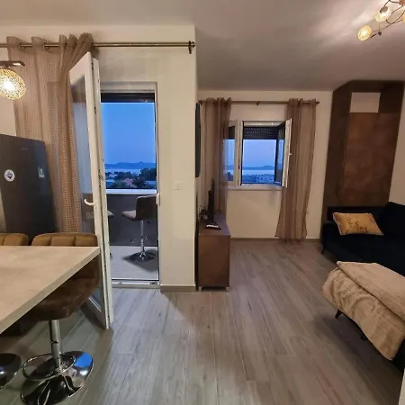 In With Sea View, Balcony, Air Conditioning, Wifi 5114-1 Apartament Zadar