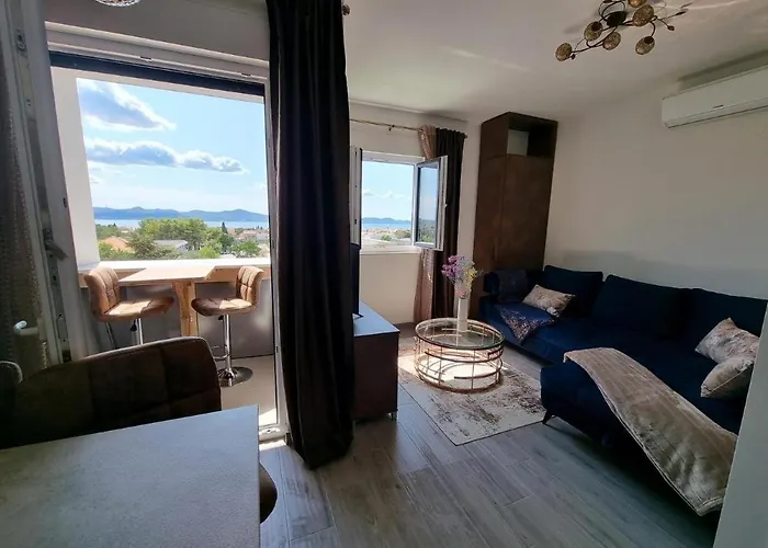 In With Sea View, Balcony, Air Conditioning, Wifi 5114-1 *