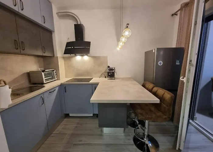 Διαμέρισμα In With Sea View, Balcony, Air Conditioning, Wifi 5114-1 *